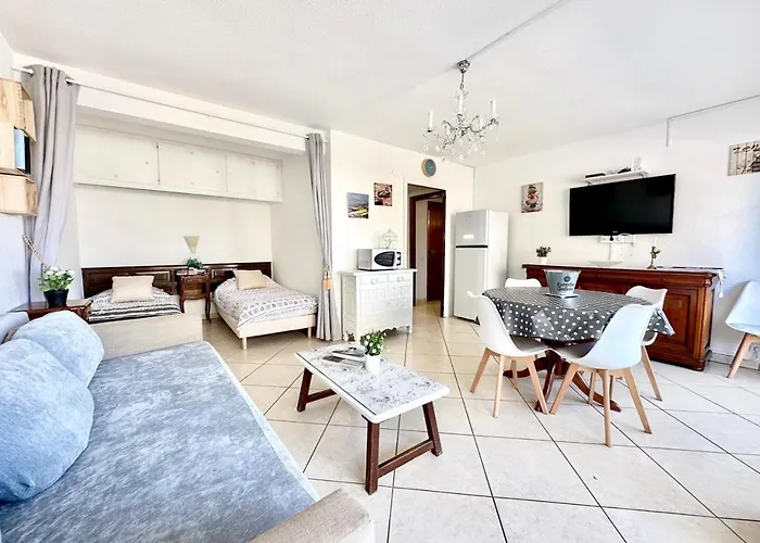 Διαμέρισμα Center *